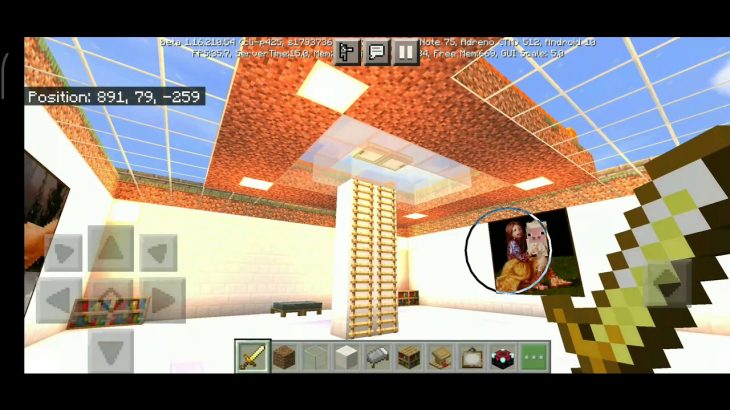 Underground house in Minecraft mobile