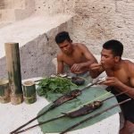 FolkLife: Yummy! Eating delicious fish in underground house