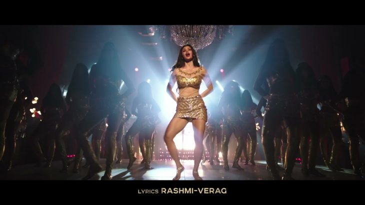 gali gali mein phirta hai dance