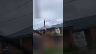 hurricane vs roof