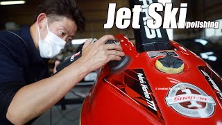 水垢の付いたジェットスキーをピカピカに磨きます！