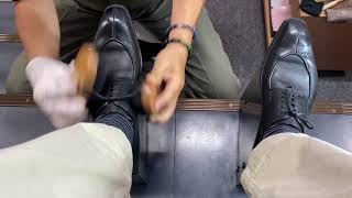 ＜ASMR＞靴磨き／Shoeshine at 大阪・伊丹空港　vol49