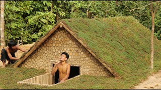 16Days Building Underground House with Decoration Underground Living Room