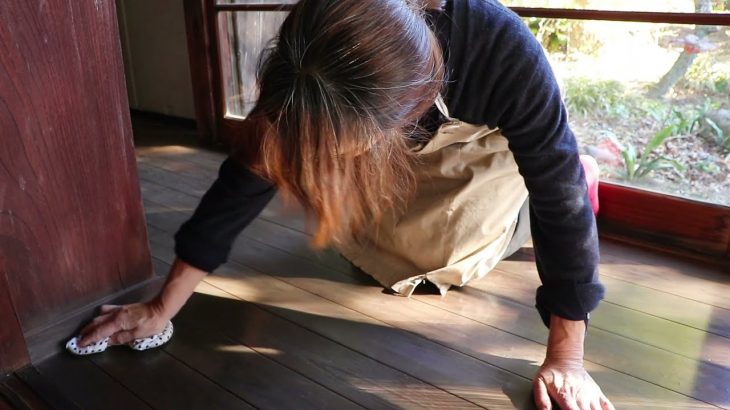 SUB大人の二拠点生活/冬こそお掃除！廊下磨きでテンションが上がる。