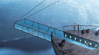 15 Terrifying Swimming Pools