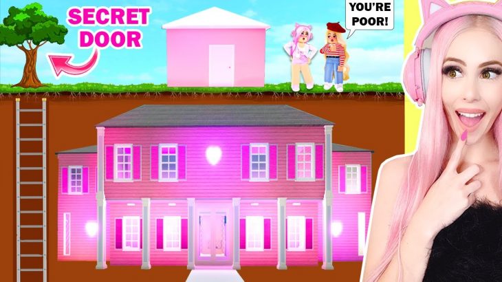 I Disguised My GIANT PINK MANSION As A TINY HOME In Bloxburg To Avoid Gold Diggers… Roblox
