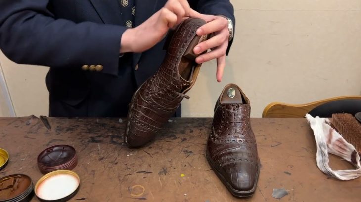 靴磨き by シューシャインギルド大阪・堂島