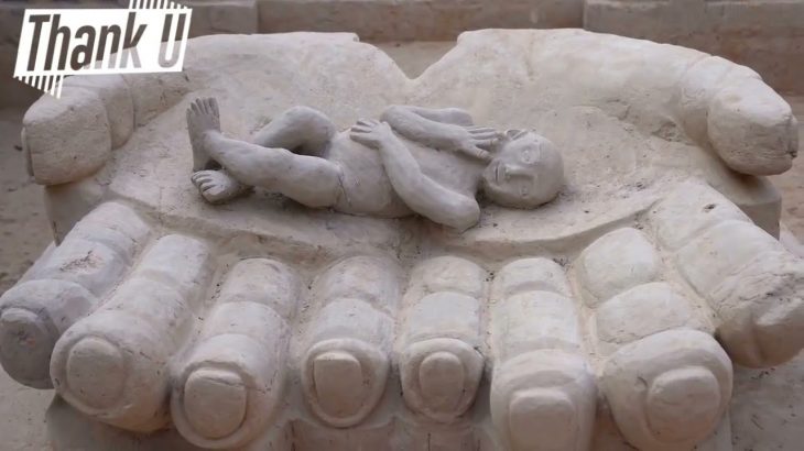 Building an underground temple – a swimming pool and crocodiles & إبداع في عمل معبد تحت الارض