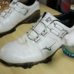 《もう悩まない》ゴルフシューズの洗い方とツヤ出し磨き！| Golf Shoes Care Method
